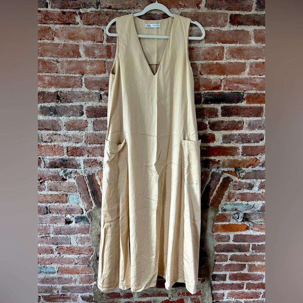 Zara Cream Maxi Dress with Pockets, Size Small